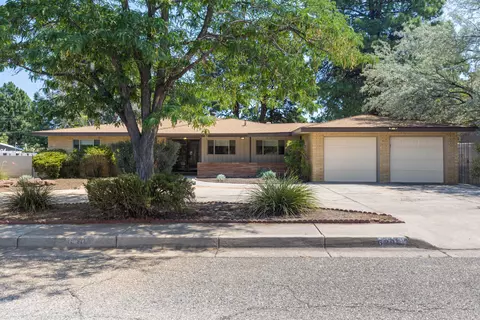 630 Sierra Dr SE, Albuquerque, NM 87108