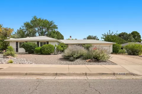 7208 Pickard Ave NE, Albuquerque, NM 87110