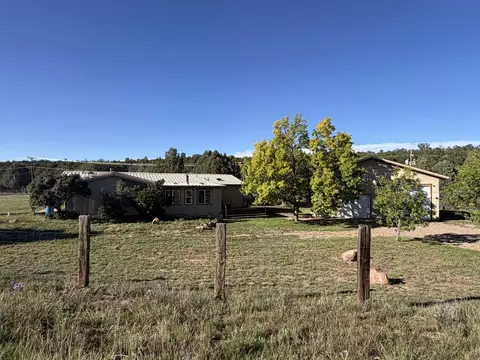 3 Brent Ln, Tijeras, NM 87059