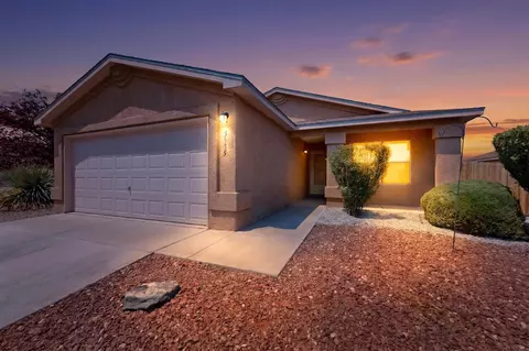 5335 Feather Rock Pl NW, Albuquerque, NM 87114