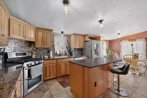 5010 5th St SW, Albuquerque, NM 87105