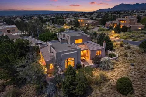 6101 Buffalo Grass Ct NE, Albuquerque, NM 87111