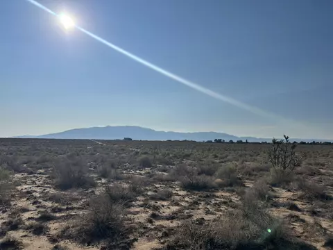 5 4th St NE, Rio Rancho, NM 87124