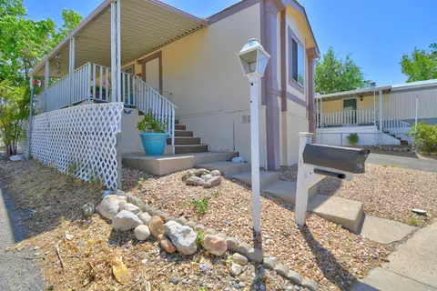 620 Elk Dr SE, Albuquerque, NM 87123