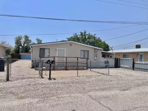 1646 Ferris Ave SW, Albuquerque, NM 87105