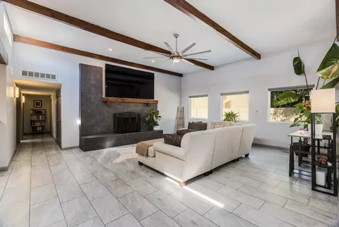 9825 Denali Rd NE, Albuquerque, NM 87111