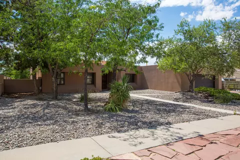 5617 Cometa Ct NE, Albuquerque, NM 87111