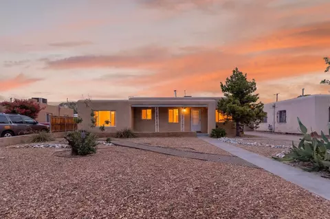 5417 Granite Ave NE, Albuquerque, NM 87110