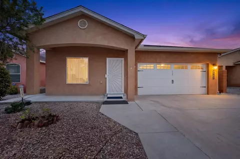 2367 Firewheel Ave SW, Los Lunas, NM 87031