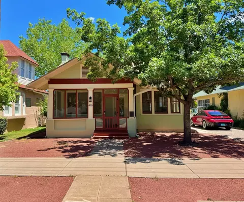 418 12th St NW, Albuquerque, NM 87102