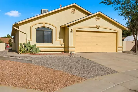 10405 Sky Trail Ct NW, Albuquerque, NM 87114