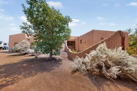 134 Tierra Encantada, Corrales, NM 87048