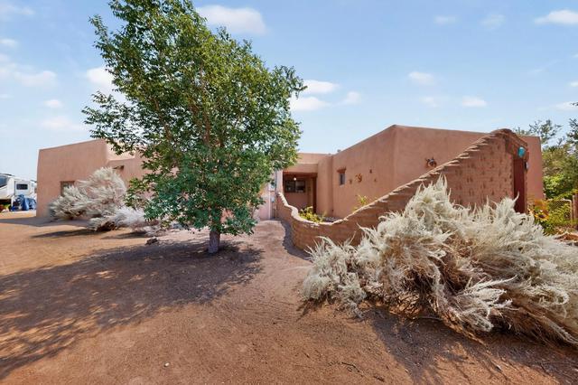 134 Tierra Encantada, Corrales, NM 87048