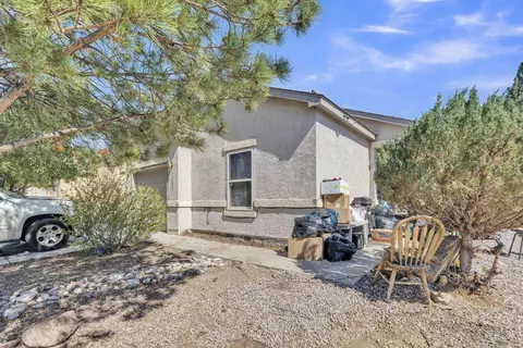 10811 Beaker Rd SW, Albuquerque, NM 87121
