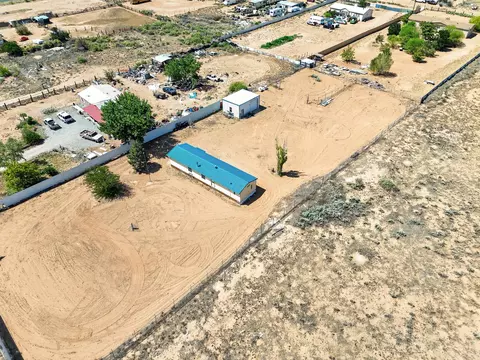1 La Sierra Ln, Los Lunas, NM 87031