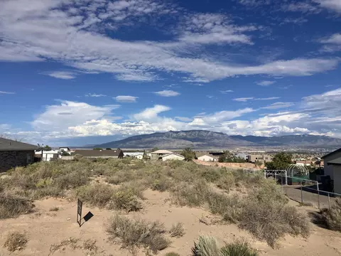1116 10th Street Se St SE, Rio Rancho, NM 87124