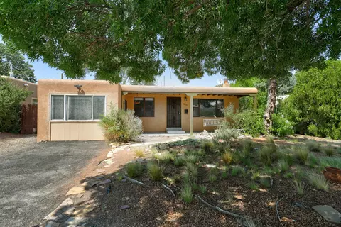 3815 Anderson Ave SE, Albuquerque, NM 87108