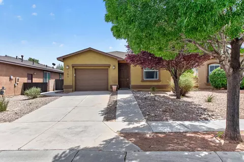 160 Zuni River Cir SW, Los Lunas, NM 87031