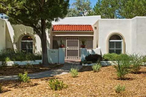 814 Oveja Ct SE, Albuquerque, NM 87123