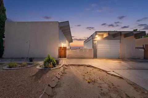 2433 Paisano St NE, Albuquerque, NM 87112