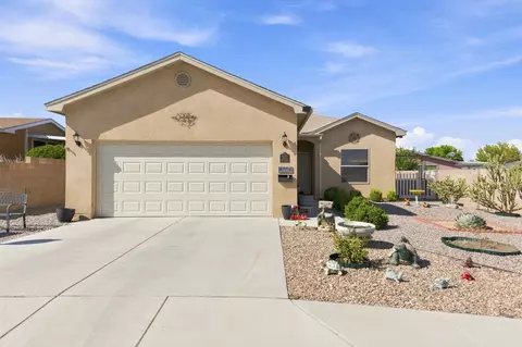 308 Sunrise Bluffs Dr, Belen, NM 87002