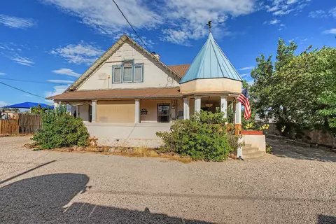 9742 4th St NW, Albuquerque, NM 87114