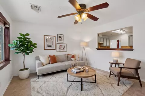 1401 Vista Del Rio Rd SW, Albuquerque, NM 87105