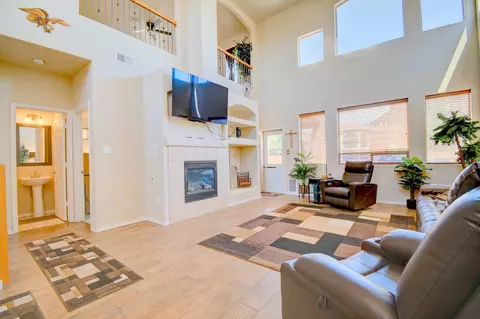 2139 Violeta Cir SE, Rio Rancho, NM 87124