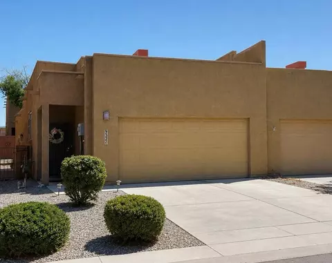 932 Sellers Dr NE, Albuquerque, NM 87112