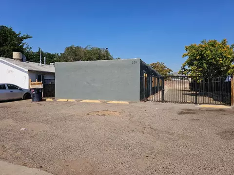 336 Rhode Island St NE, Albuquerque, NM 87108