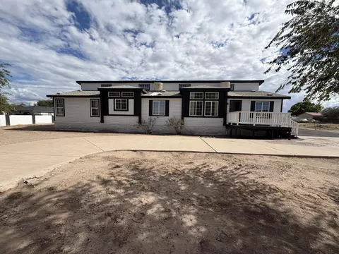 1415 Donna Rd, Bosque Farms, NM 87068
