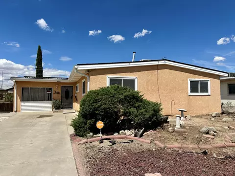 4505 Palo Duro Ave NE, Albuquerque, NM 87110