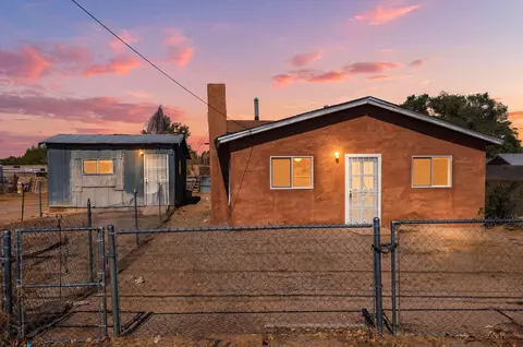 6413 Edith Blvd NE, Albuquerque, NM 87107