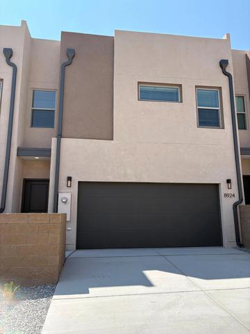 8924 Mountain Ash Ave SW, Albuquerque, NM 87121