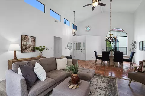 6213 Academy Ridge Ct NE, Albuquerque, NM 87111