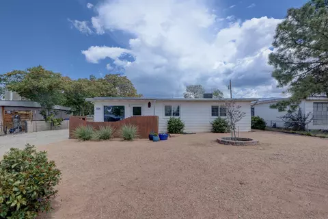 1128 Marron Cir NE, Albuquerque, NM 87112