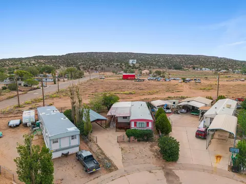 712 Laurie Lee Ct, Milan, NM 87021