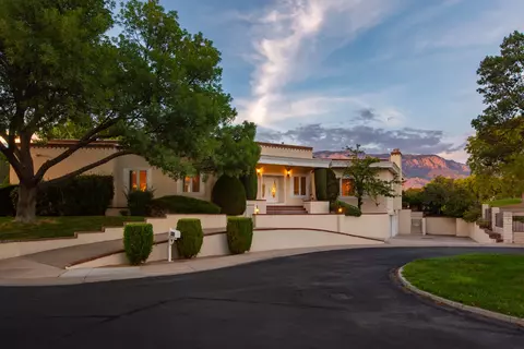 9500 Pebble Beach Dr NE, Albuquerque, NM 87111