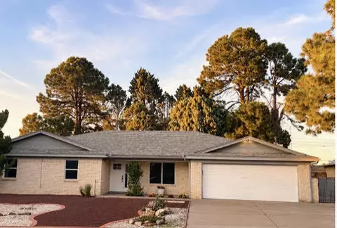 7709 Summer Ave NE, Albuquerque, NM 87110