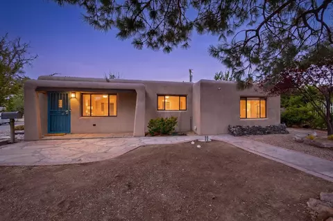 1601 Hendola Dr NE, Albuquerque, NM 87110