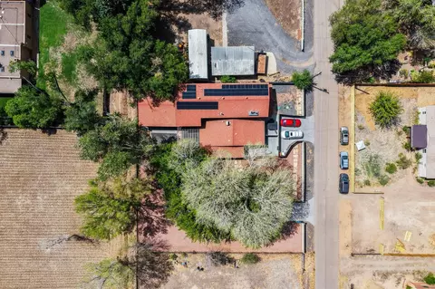 432 Mockingbird Ln, Corrales, NM 87048