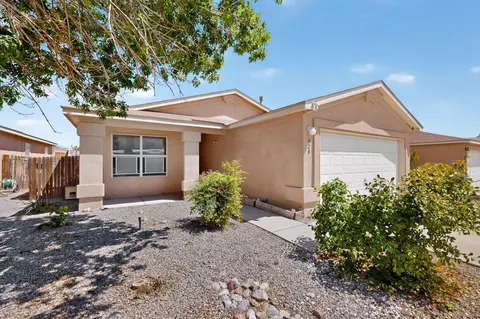 928 Tanager Dr SW, Albuquerque, NM 87121