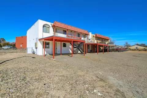 95 Eventide Rd SE, Rio Rancho, NM 87124