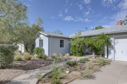 329 Montclaire Dr NE, Albuquerque, NM 87108