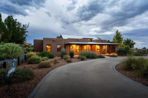 11940 Pino Ave NE, Albuquerque, NM 87122