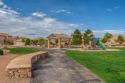 800 Palo Duro Dr, Bernalillo, NM 87004