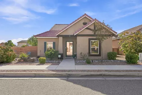 800 Palo Duro Dr, Bernalillo, NM 87004