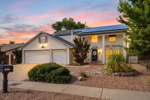 6845 Vivian Dr NE, Albuquerque, NM 87109