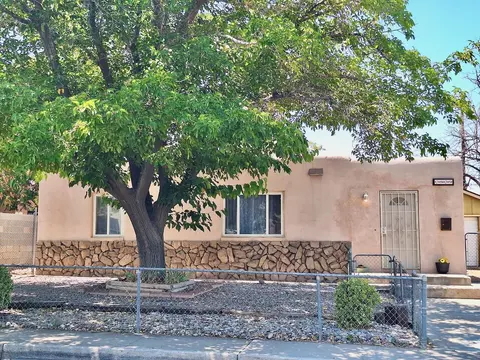 2829 Sierra Dr NE, Albuquerque, NM 87110