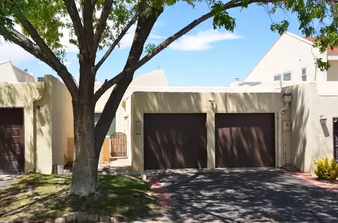 3291 Esplanade Cir SE, Rio Rancho, NM 87124
